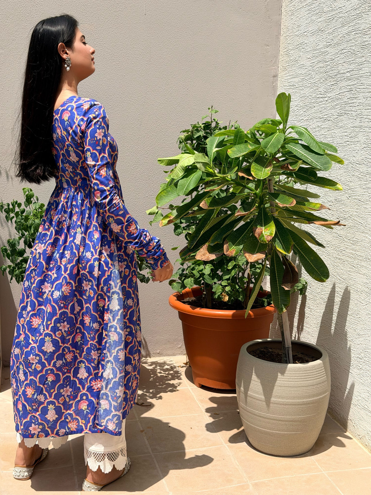 blue-mehrab-kurti-set