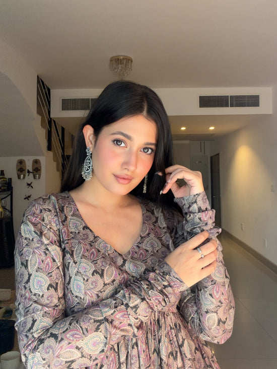 dusk-naz-kurti