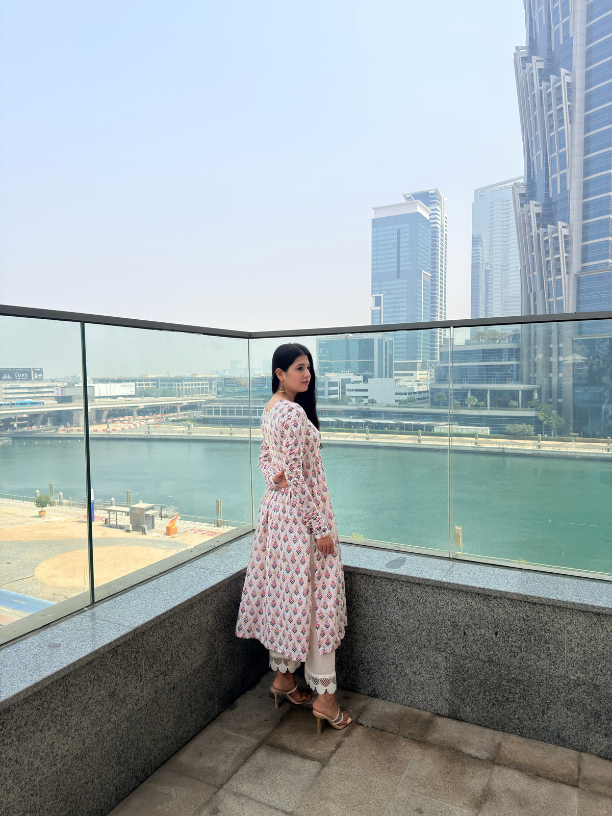 kashida-aaina-kurti