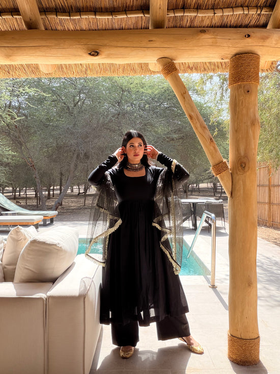 NYRAIA APPARELS Siyah Noor Anarkali set