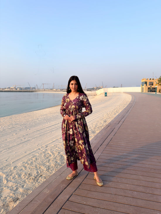 zari-anya-kurti-set